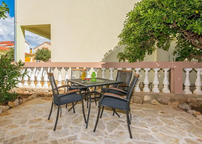 Bobeta 1 By Interhome * Vir