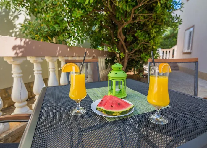 Bobeta 1 By Interhome Vir