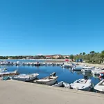 Lägenhet Bobeta 1 By Interhome