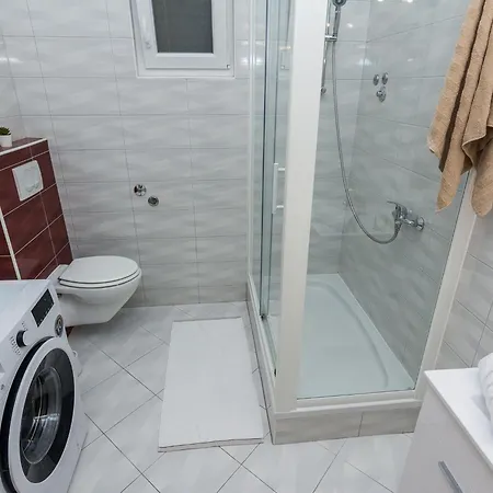 Bobeta 1 By Interhome Vir